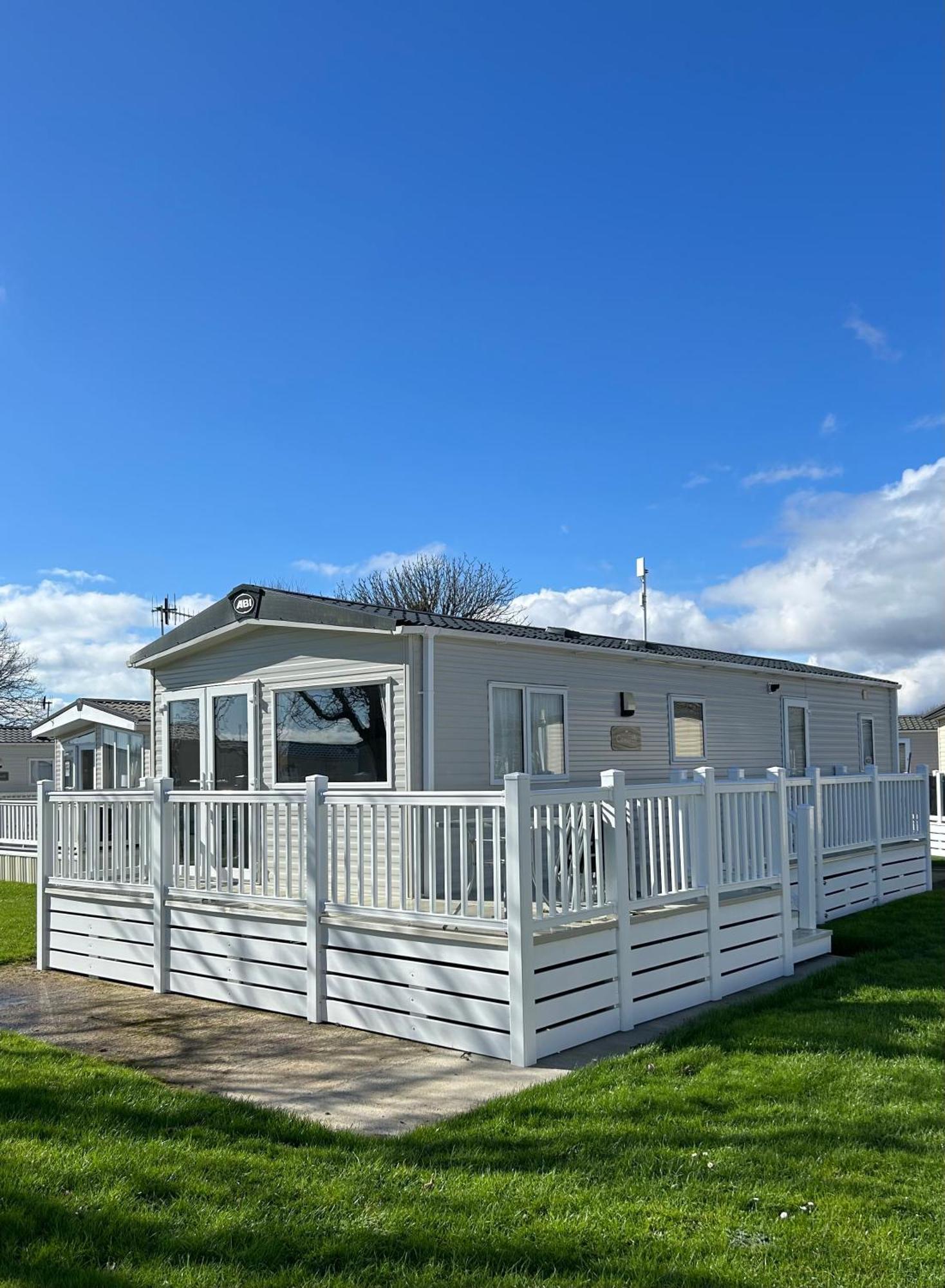 Bertie-By-The-Sea At Hoburne Naish Hotel Highcliffe Eksteriør billede